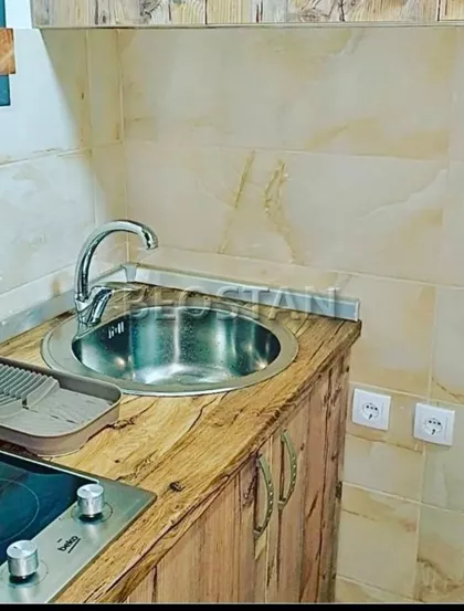 Poenkareva | 4zida.rs