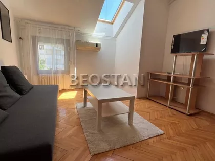 Ratka Mitrovica | 4zida.rs