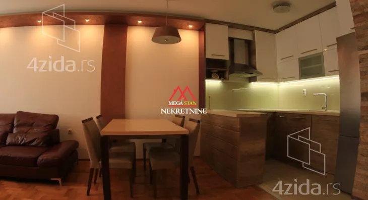 Troiposoban stan | 4zida