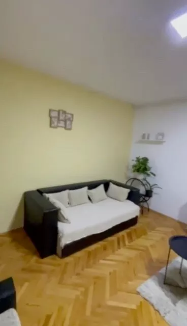 Cara Dušana | 4zida.rs