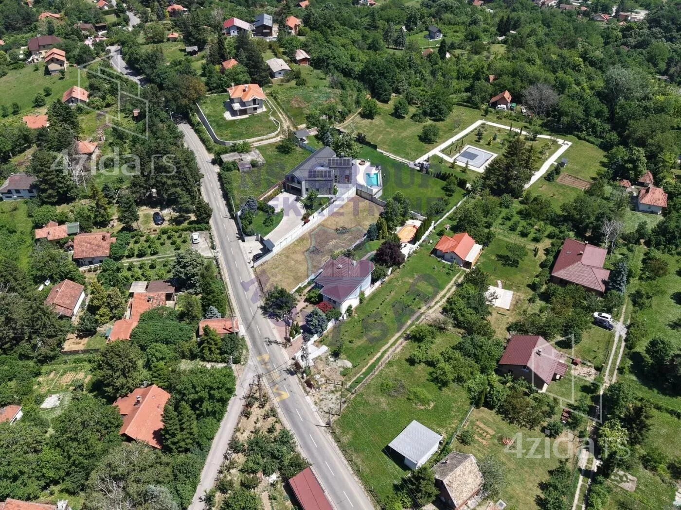 Građevinsko zemljište | 4zida