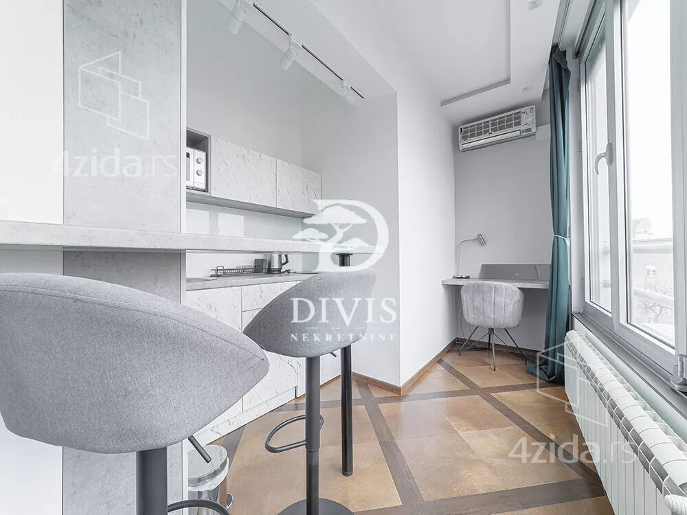 Petosoban stan | 4zida