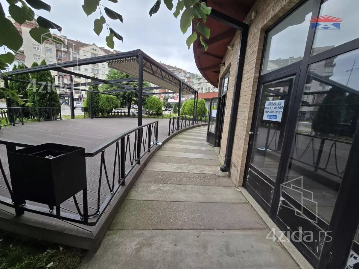 Poslovni prostor | 4zida