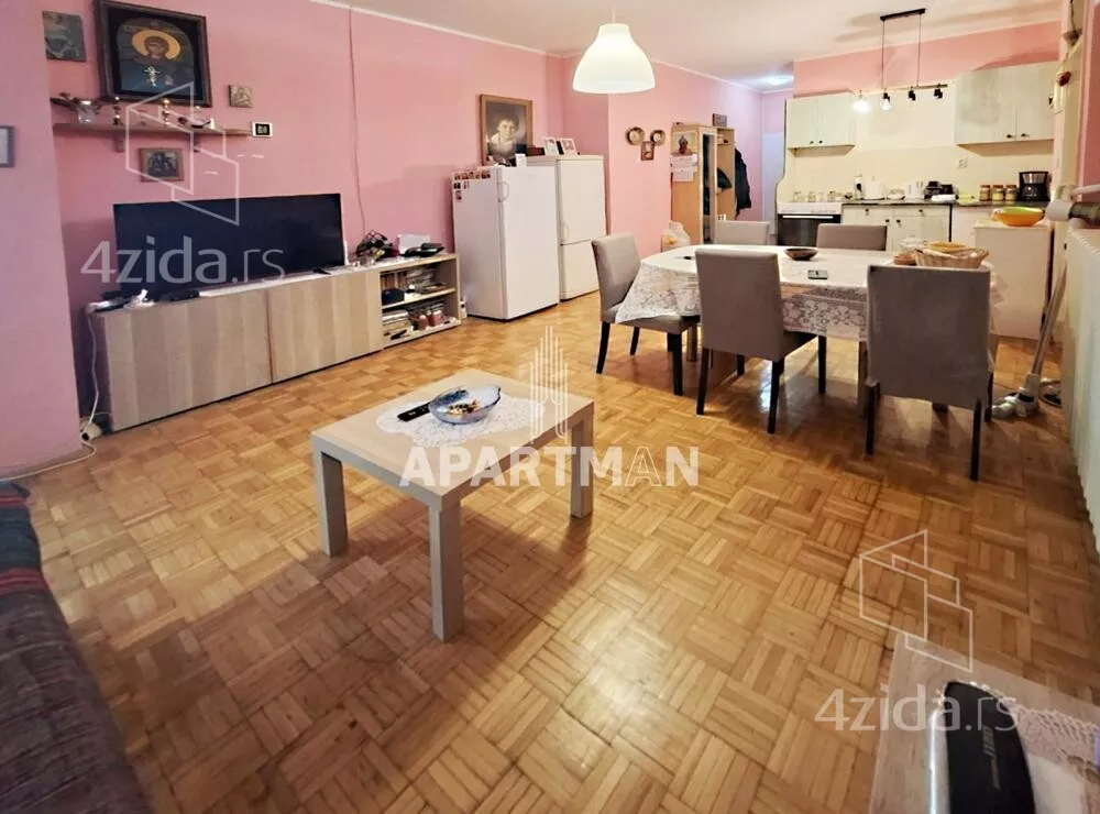 Dvoiposoban stan | 4zida