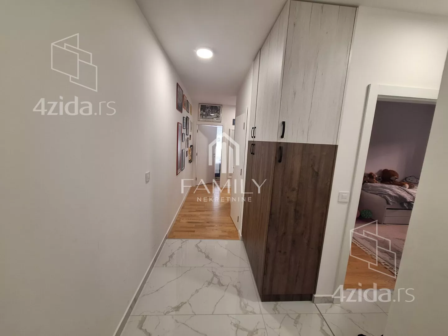 Troiposoban stan | 4zida