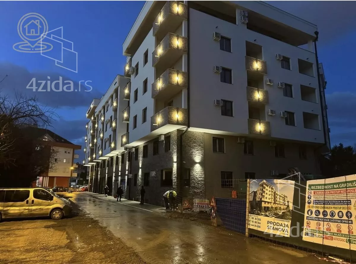 Troiposoban stan | 4zida