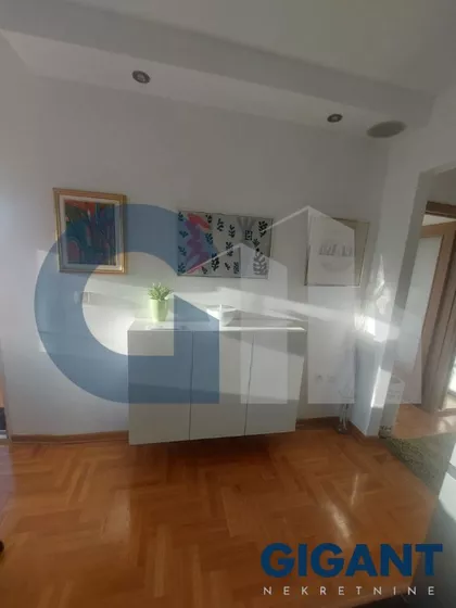 27. marta | 4zida.rs