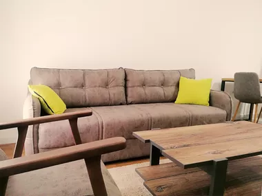 Milovana Gušića 95