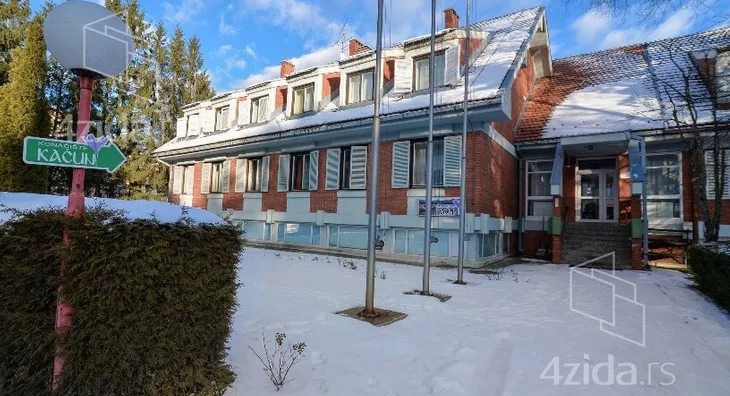 Turistički objekat | 4zida