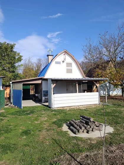 Opaljenik 163A | 4zida.rs