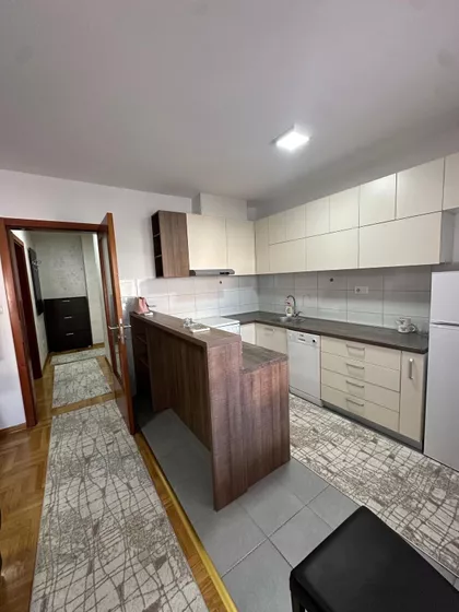 Kalenić pijaca | 4zida.rs