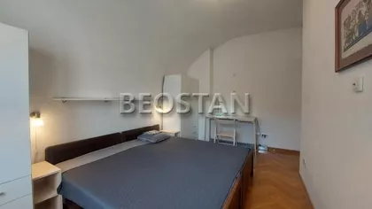 Vele Nigrinove | 4zida.rs