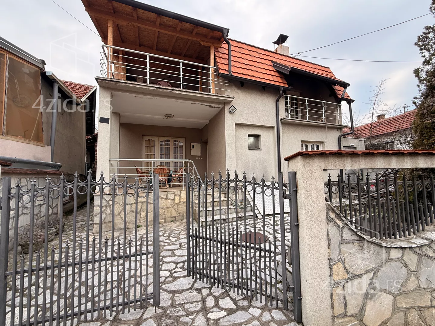 3-etažna kuća | 4zida