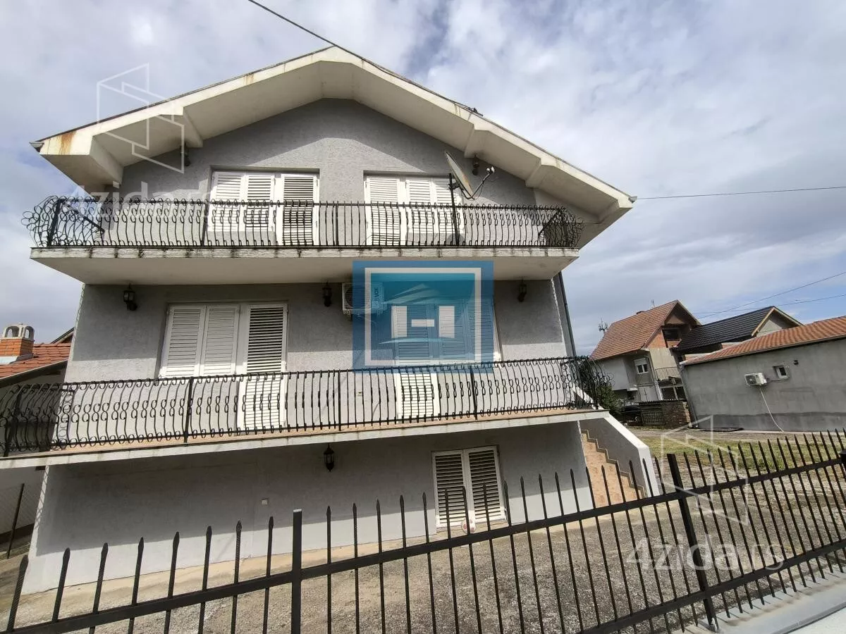 Kuća | 4zida
