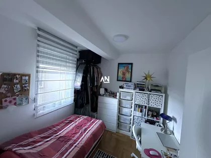 Miljana Miljanića | 4zida.rs