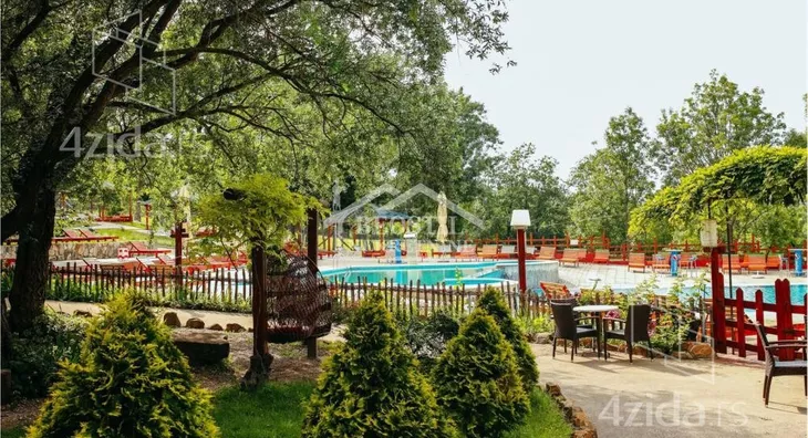 Ugostiteljski objekat | 4zida