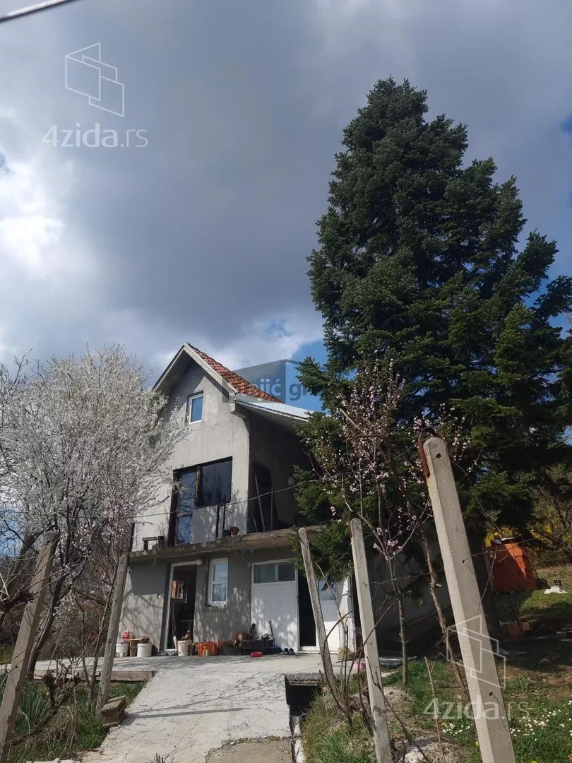 Kuća | 4zida