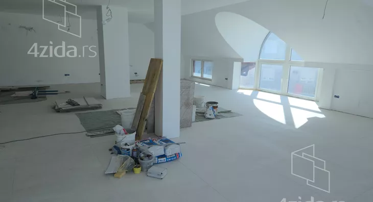 Poslovni prostor | 4zida