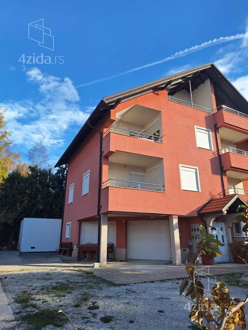 4-etažna kuća | 4zida