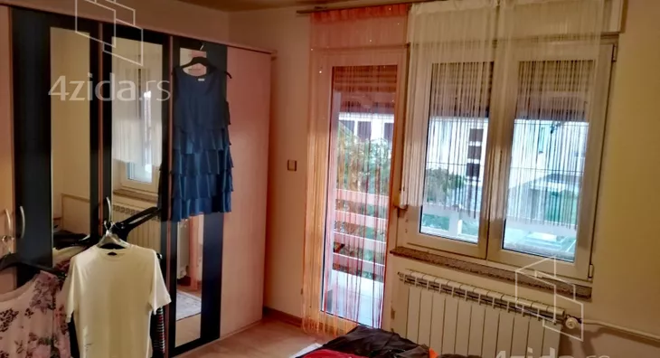 4-etažna kuća | 4zida