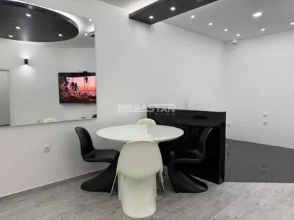 Vukov Spomenik | 4zida.rs