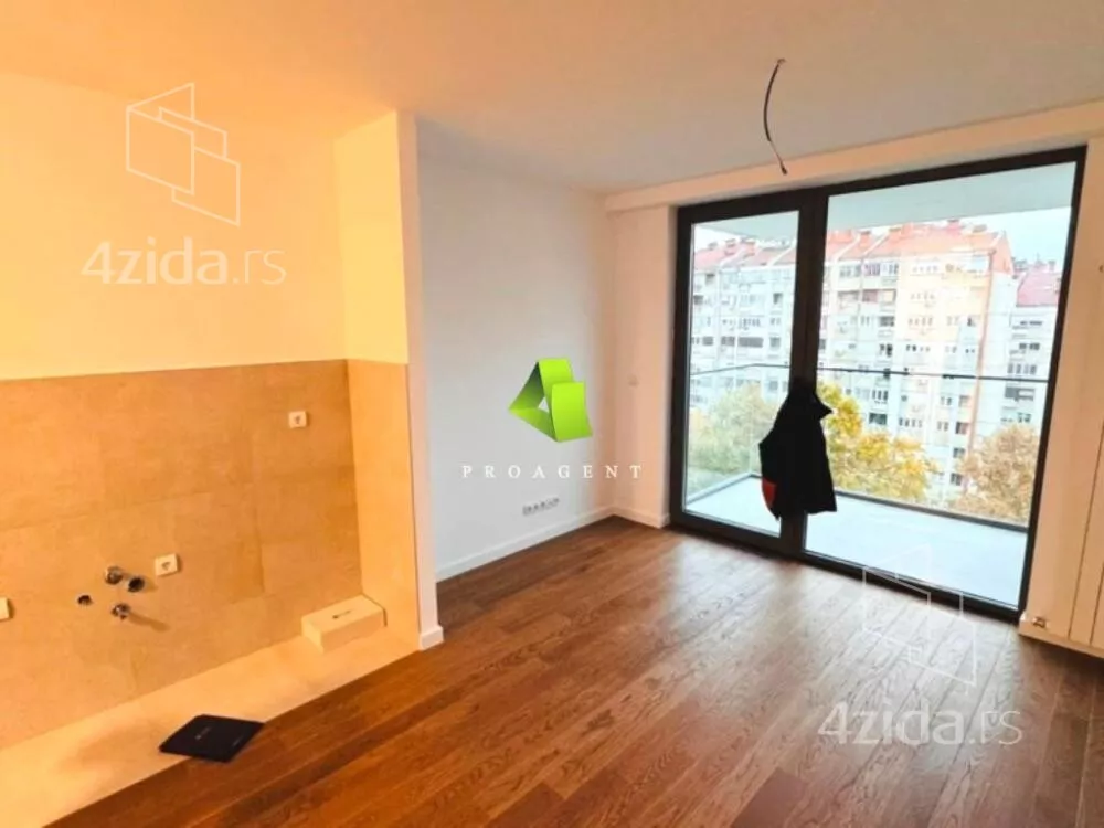 Garsonjera | 4zida