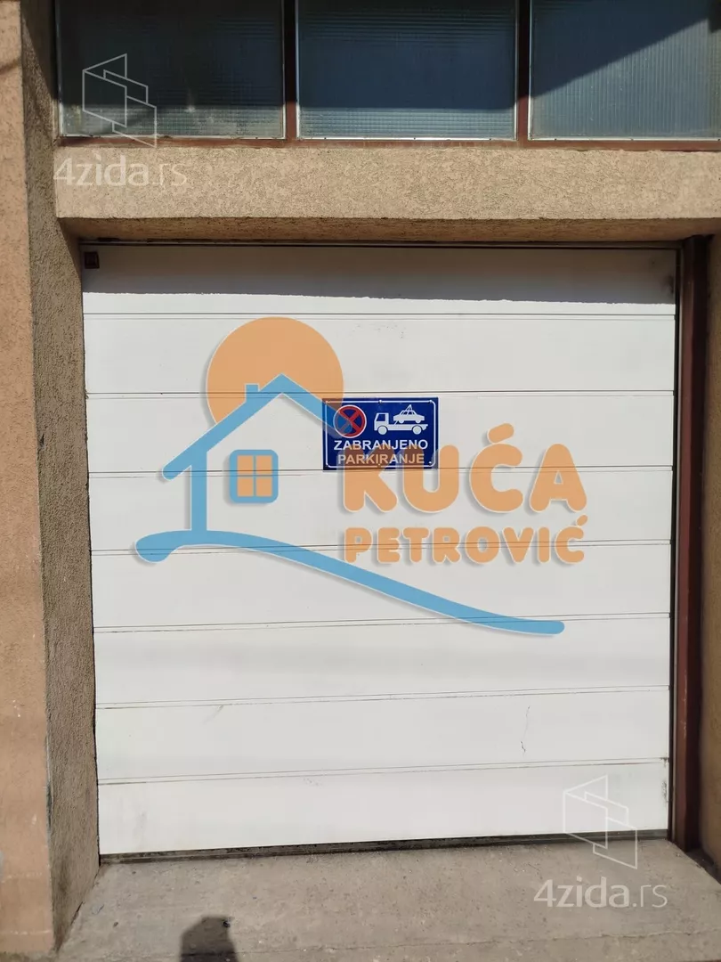 Garaža | 4zida