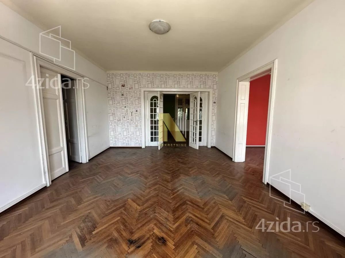 Četvoroiposoban stan | 4zida