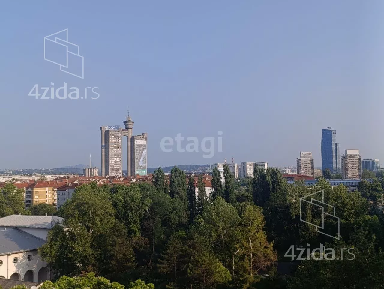 Jednoiposoban stan | 4zida