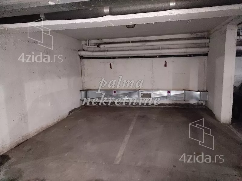 Garaža | 4zida