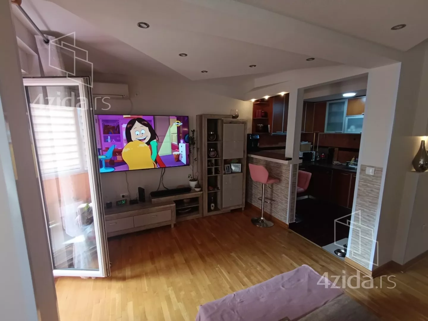 Dvoiposoban stan | 4zida