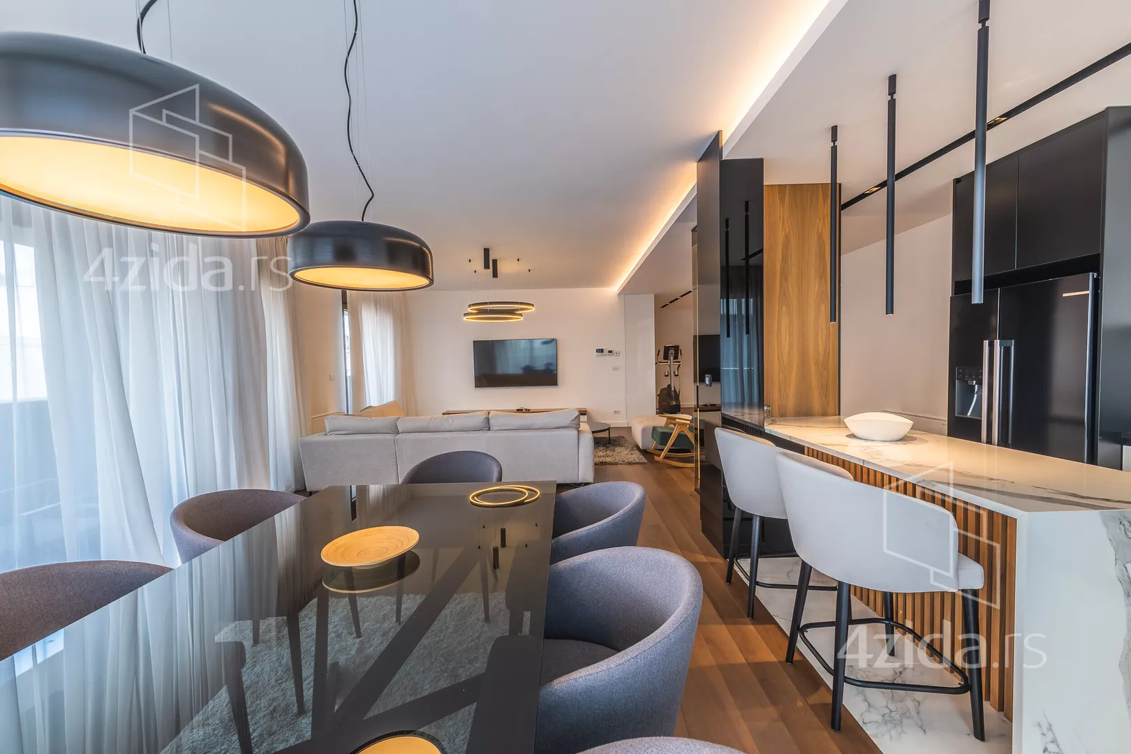 Četvorosoban stan | 4zida