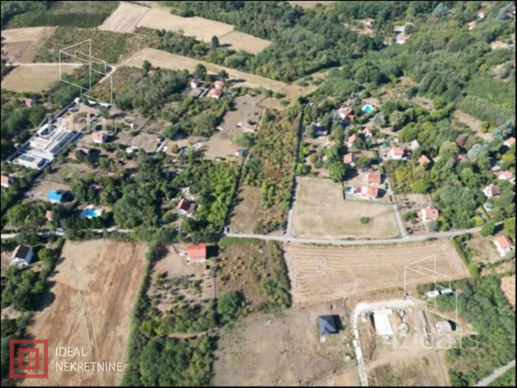 Građevinsko zemljište | 4zida
