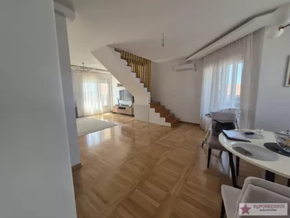 Mihajla Bandura | 4zida.rs