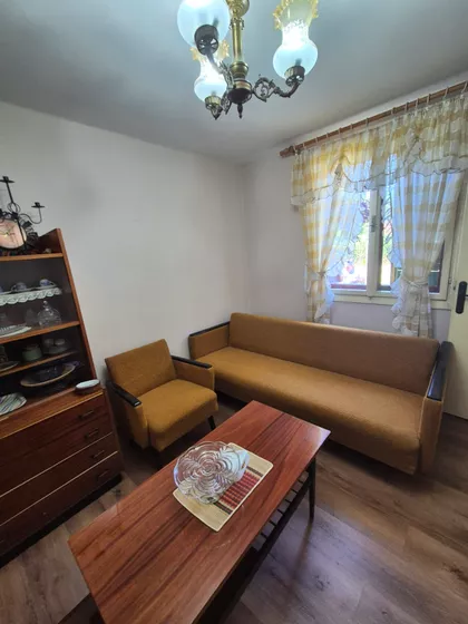 Žabari | 4zida.rs