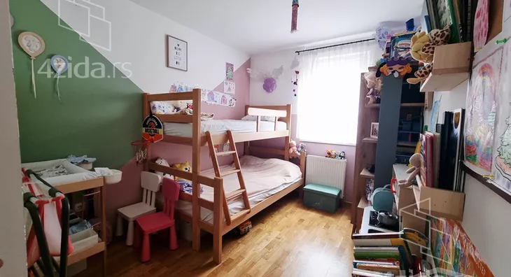 Dvoiposoban stan | 4zida