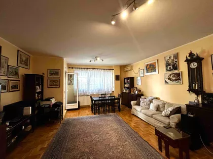 Učiteljsko Naselje | 4zida.rs