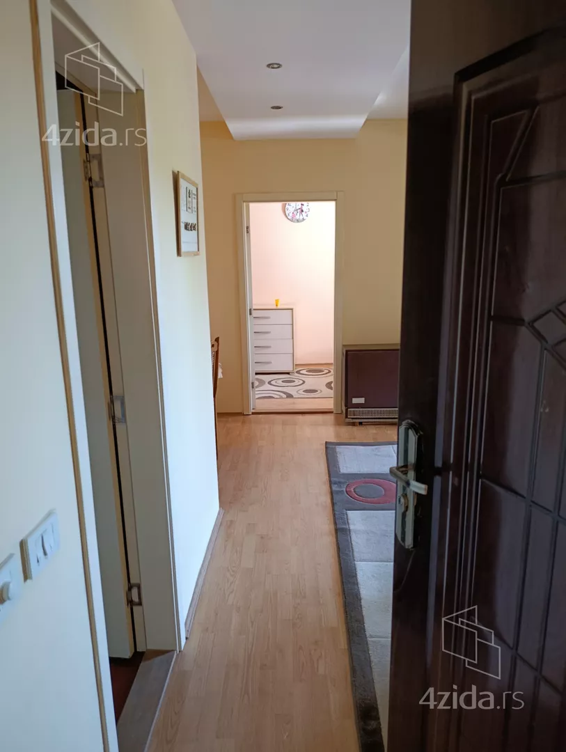Beograd, Rakovica opština, Kanarevo Brdo, Vukasovićeva 10 - 2