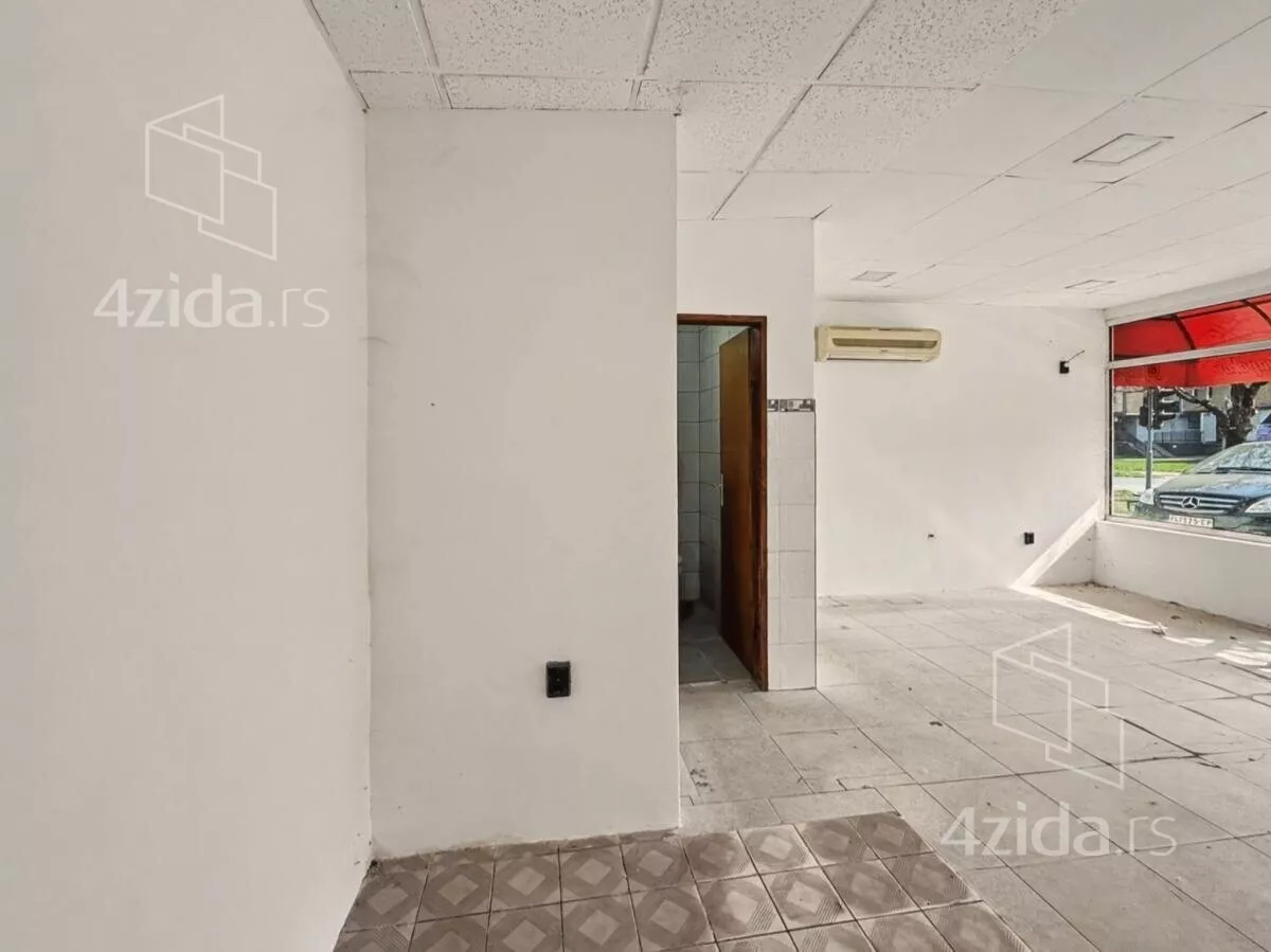 Lokal | 4zida