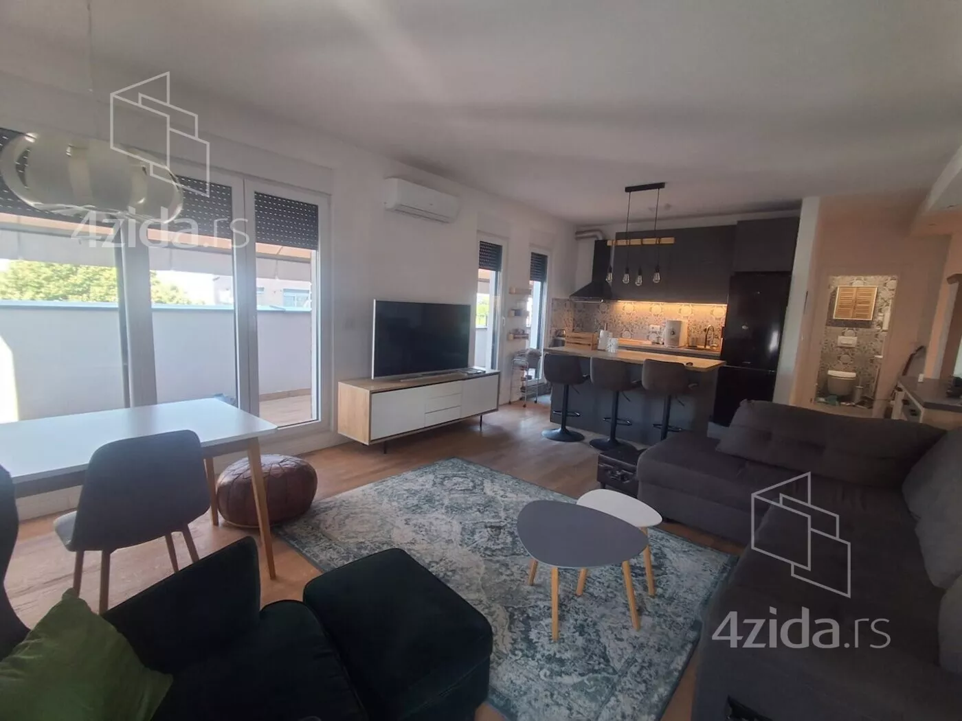 Četvorosoban stan | 4zida