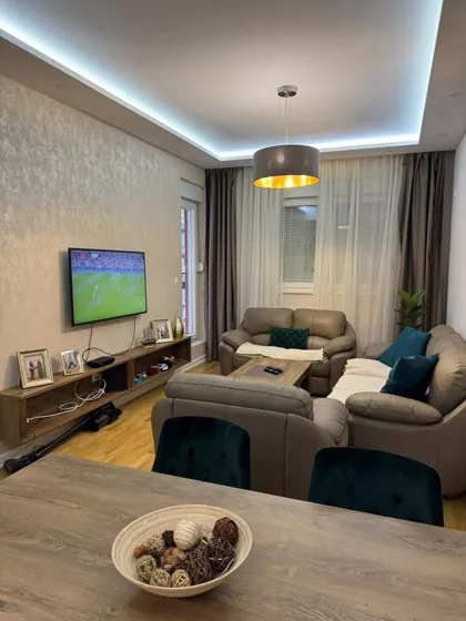 Vojvode Micka Krstića 1 | 4zida.rs