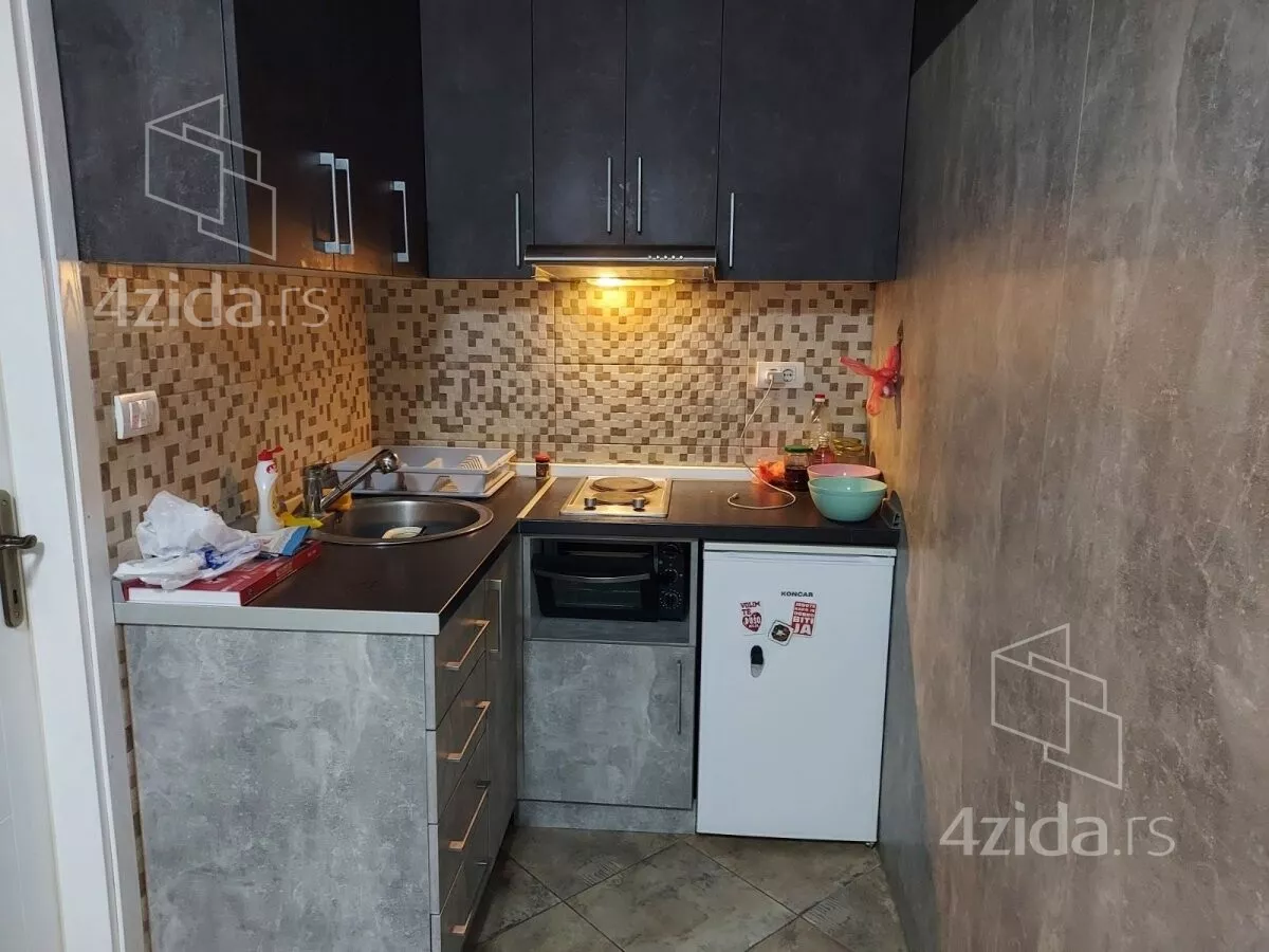 Garsonjera | 4zida