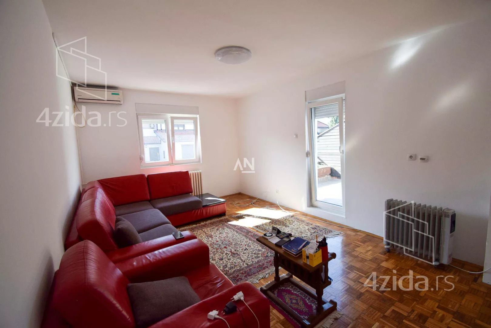 5-etažna kuća | 4zida