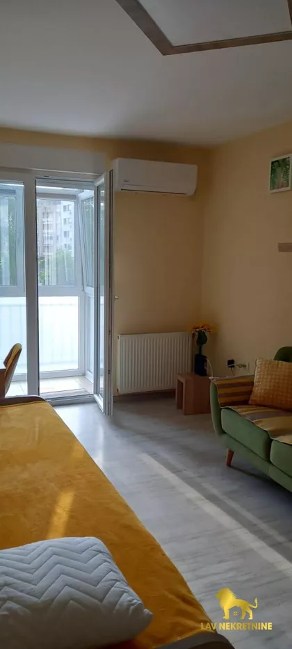 VOJVODE ŠUPLJIKCA | 4zida.rs