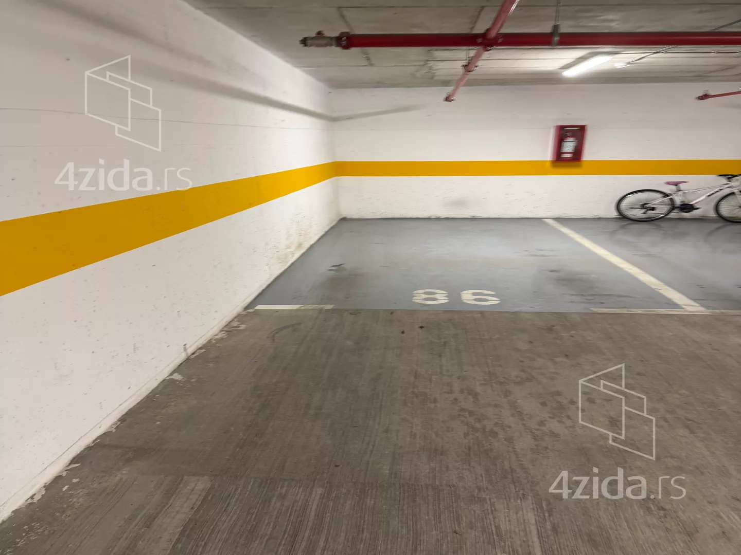 Garaža | 4zida