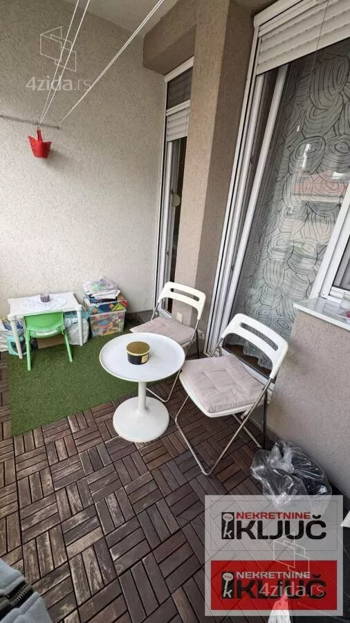 Dvoiposoban stan | 4zida