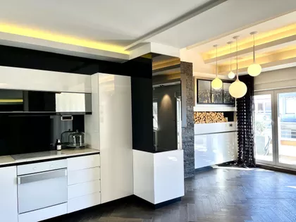 Crveni Krst Vračar | 4zida.rs