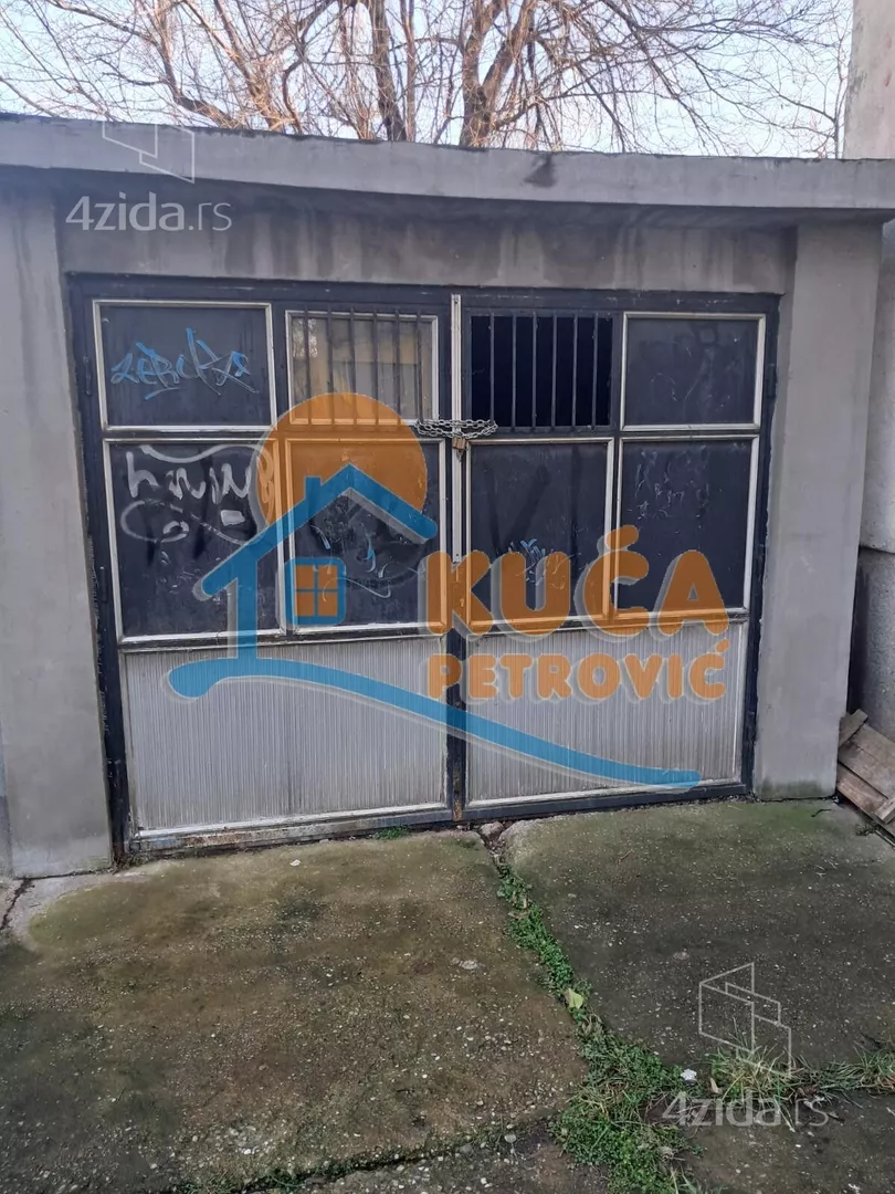 Garaža | 4zida