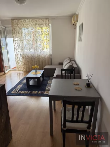 Bulevar Oslobođenja | 4zida.rs