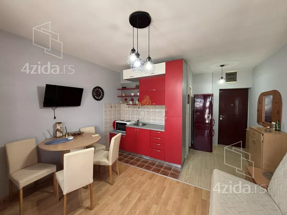 Garsonjera | 4zida